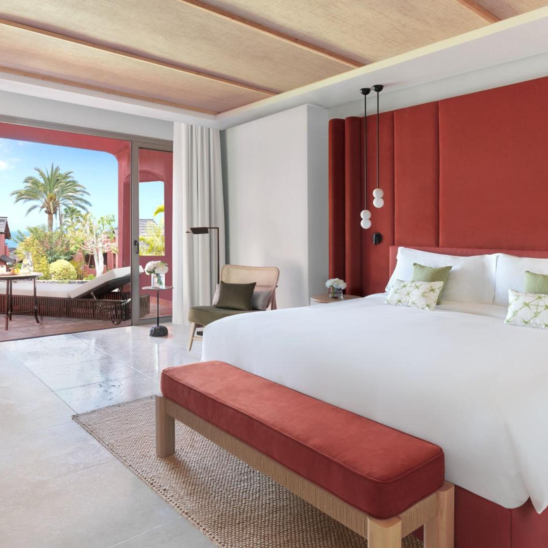 1 Bedroom, Retreat, Club, Suite, Terrace, Club Lounge Access