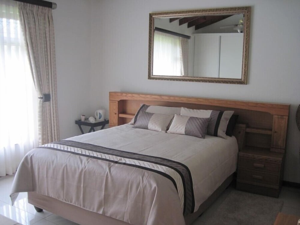 1 BEDROOM, EAST, COMFORT