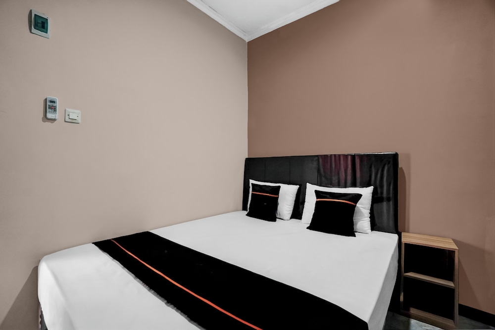 Hotel O near Ciputra World Surabaya formerly Darmo Residence 19/60