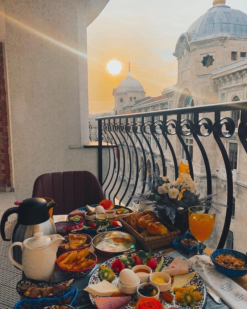Grand Sirkeci Hotel 35/50
