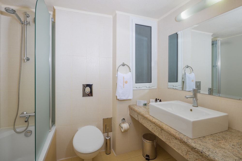Akrotiri Beach - Adults Only 14/68