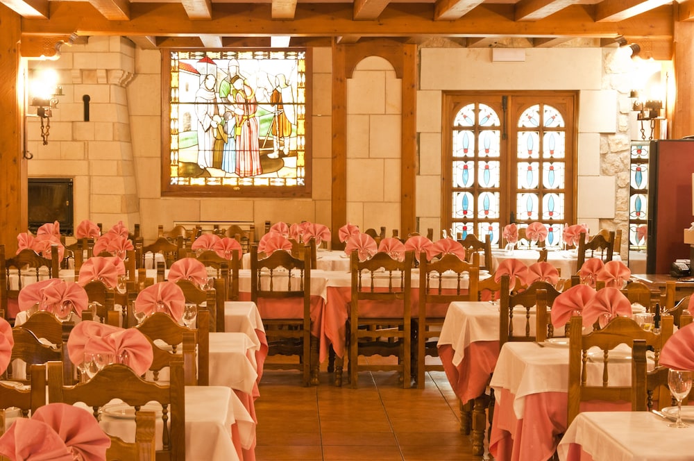 Santo Domingo De Silos Hotel 20/30