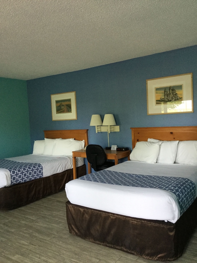 Econo Lodge Buffalo South 14/31
