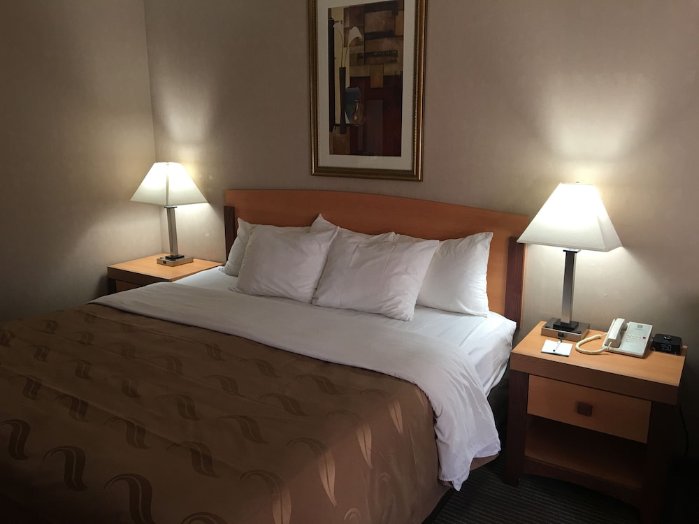 Quality Inn Nashville Bloomington 17/47