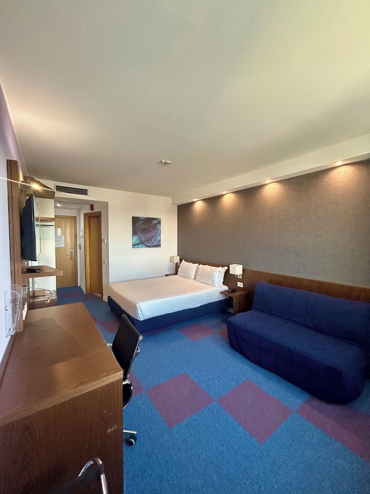 Gp Hotel 19/32