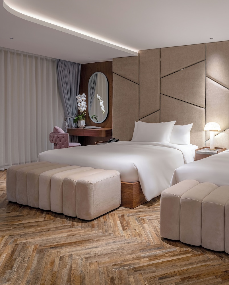 H Hotel Ha Noi 12/37