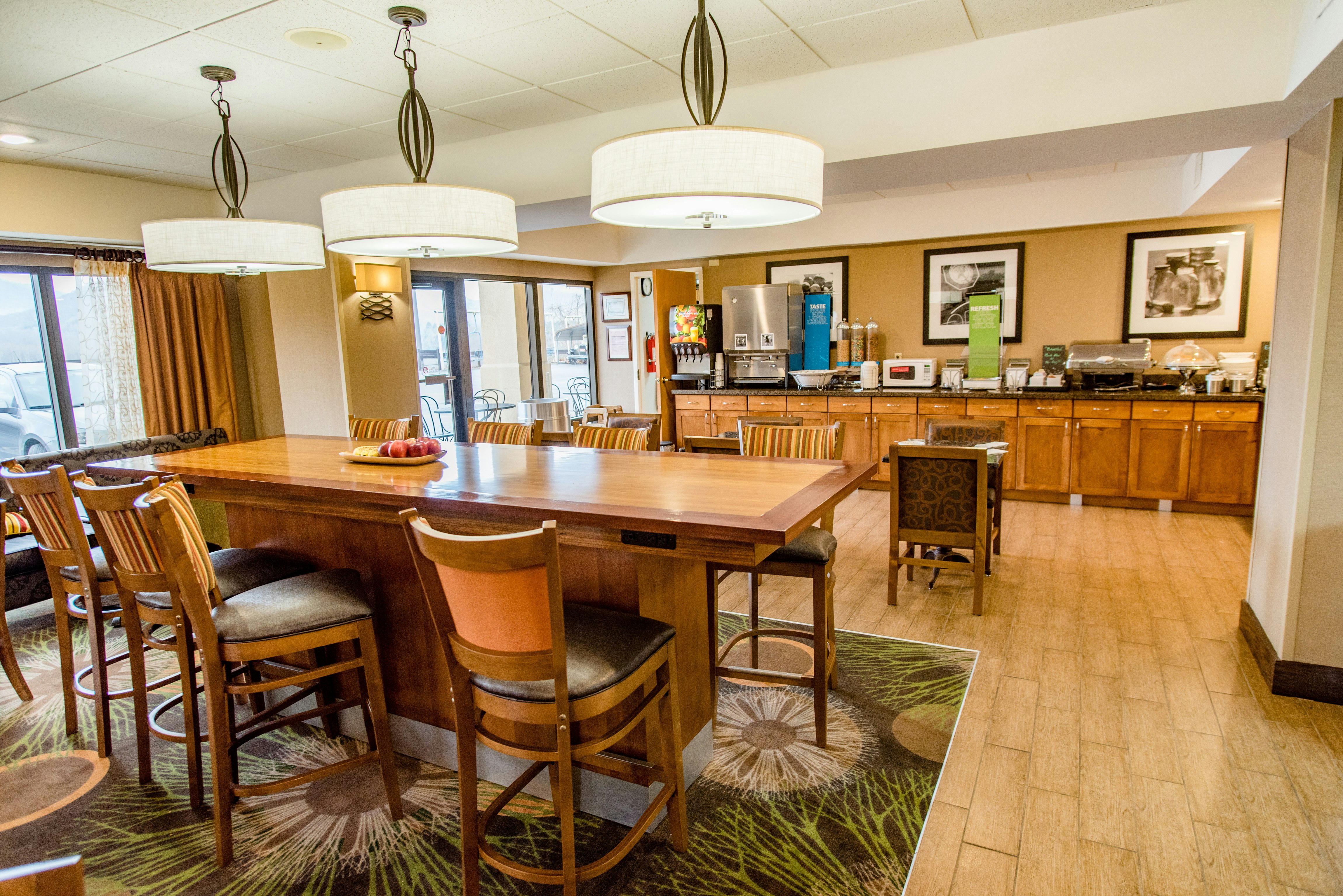 Hampton Inn Caryville-I-75/Cove Lake-State Park 61/84
