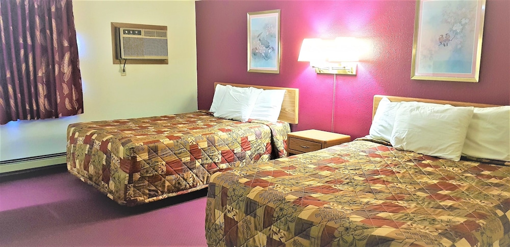 AmeriVu Inn and Suites - Avon 7/17