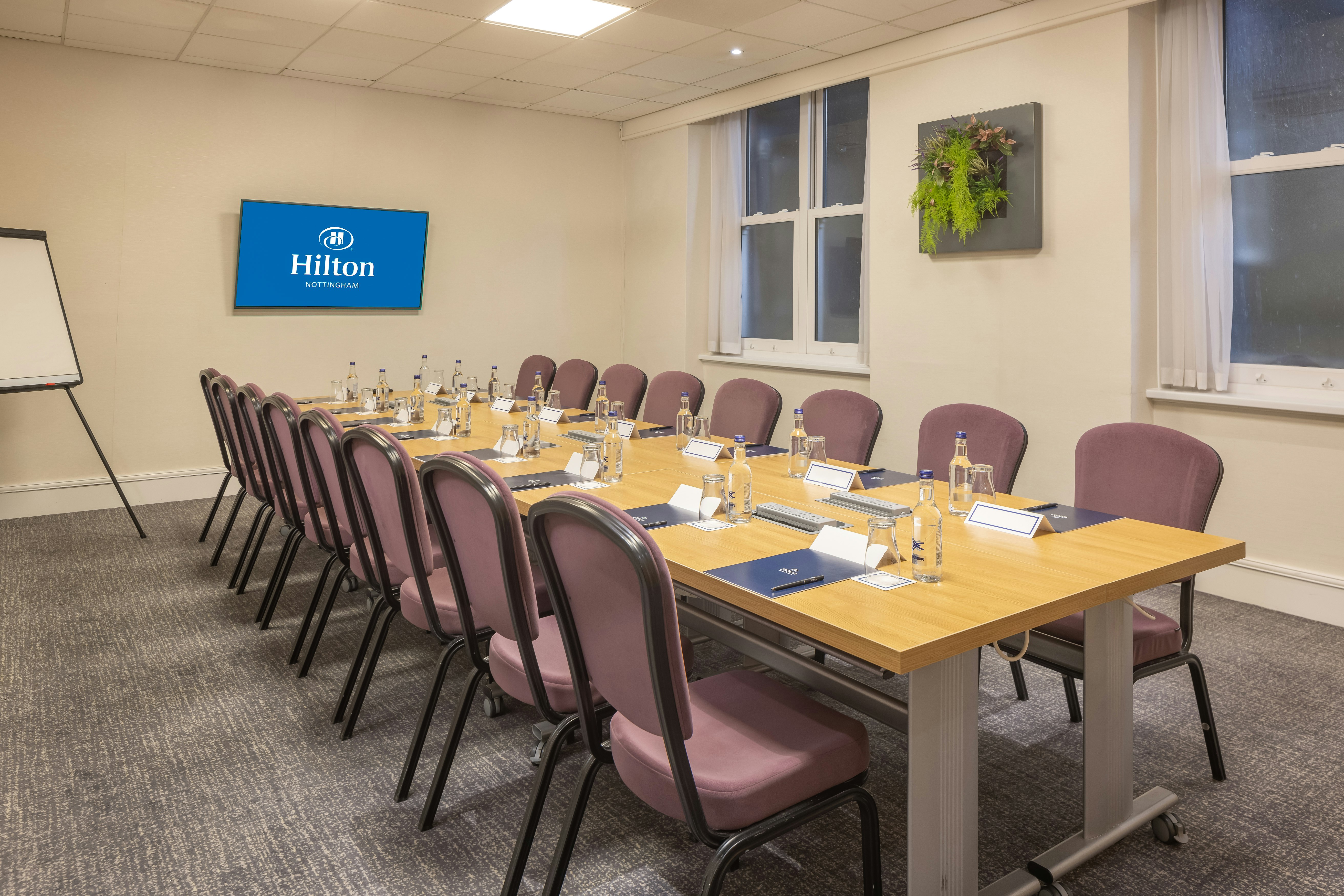 Hilton Nottingham 76/97