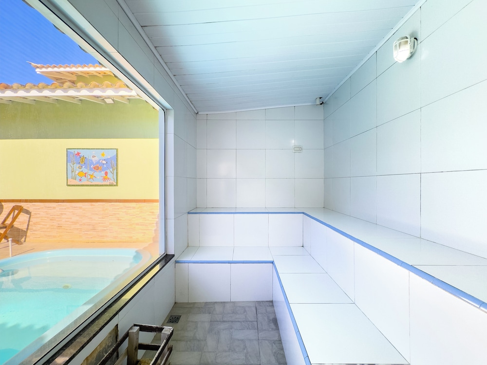 swimming pool spa