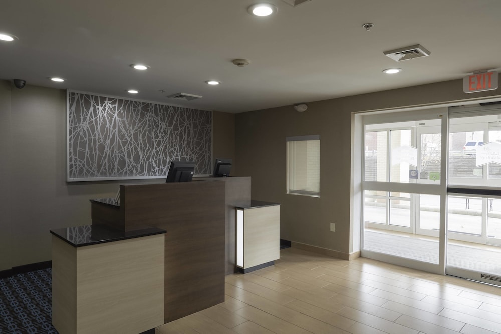 Fairfield Inn Suites Cleveland Streetsboro 7/36