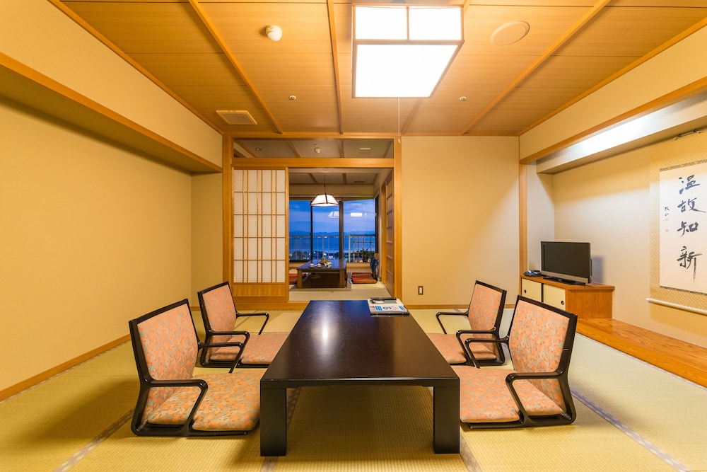 Satoyu Mukashibanashi Yuzanso Ryokan 40/50