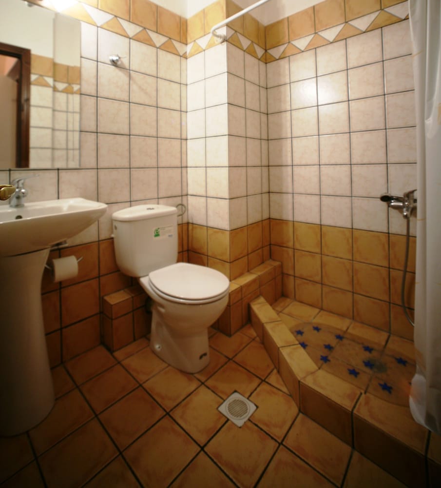 Fretzato Traditional Guest House 22/42