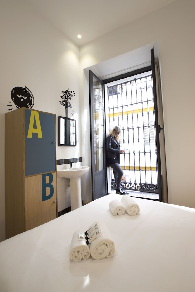 For You Hostel Sevilla 25/70