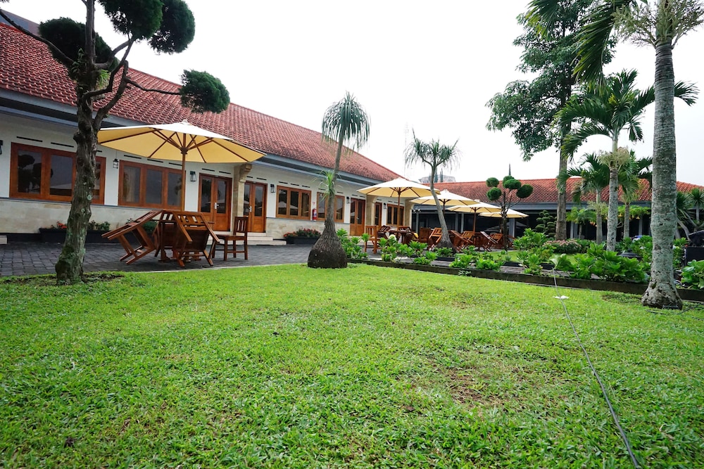 Selecta Hotel Batu Malang - Adults Only 42/50