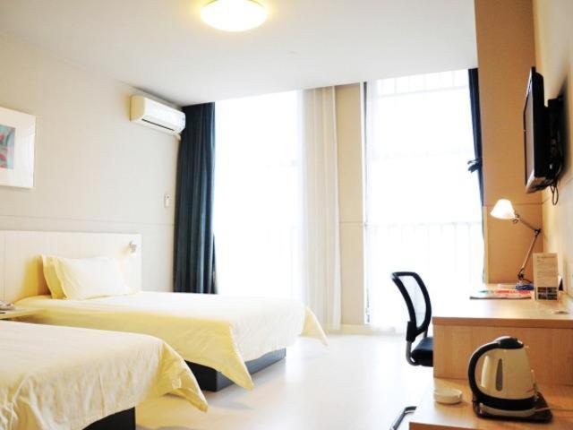Jinjiang Inn (Canglang New Town Hotel, Wanda Plaza, Wuzhong, Suzhou) 28/49