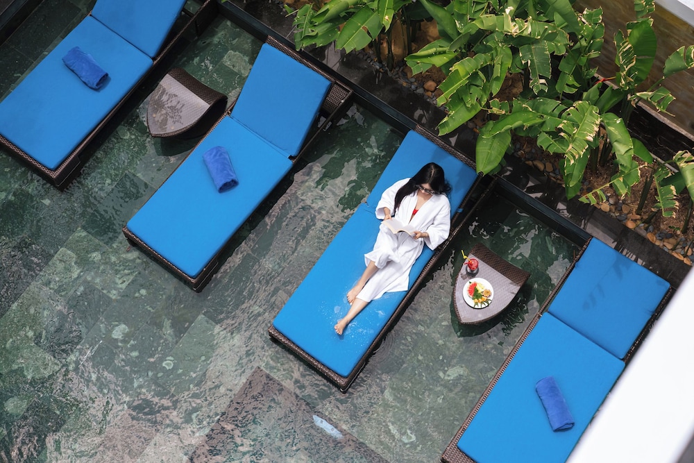 Royal Riverside Hoi An Hotel 10/75
