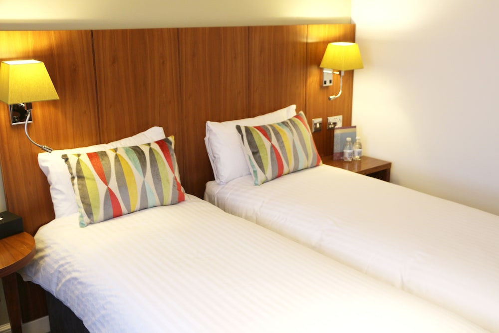 Wyboston Lakes Executive Centre 9/13