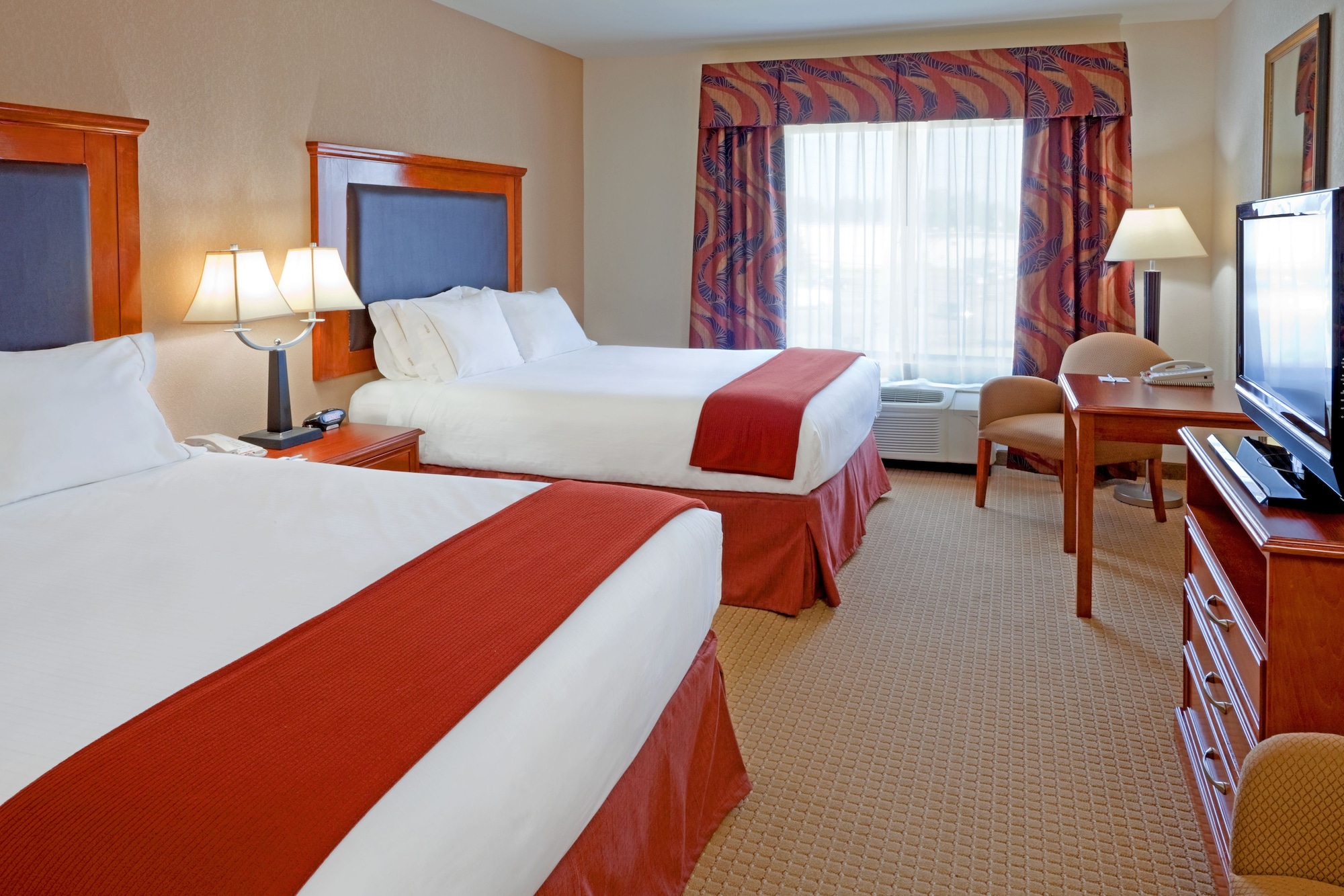 Standard, 2 Queen Beds