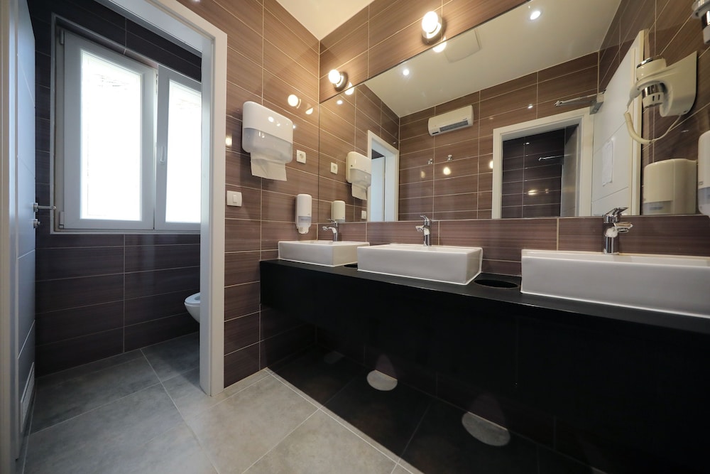 Downtown Boutique Hostel 43/50