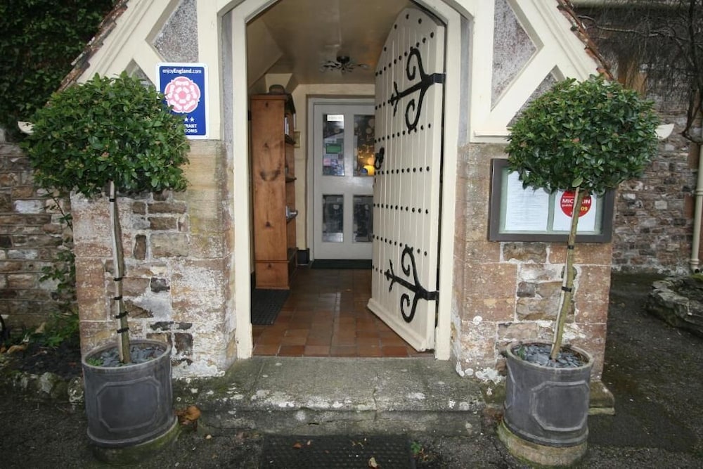 The Belfry, Restaurant and Rooms 39/39