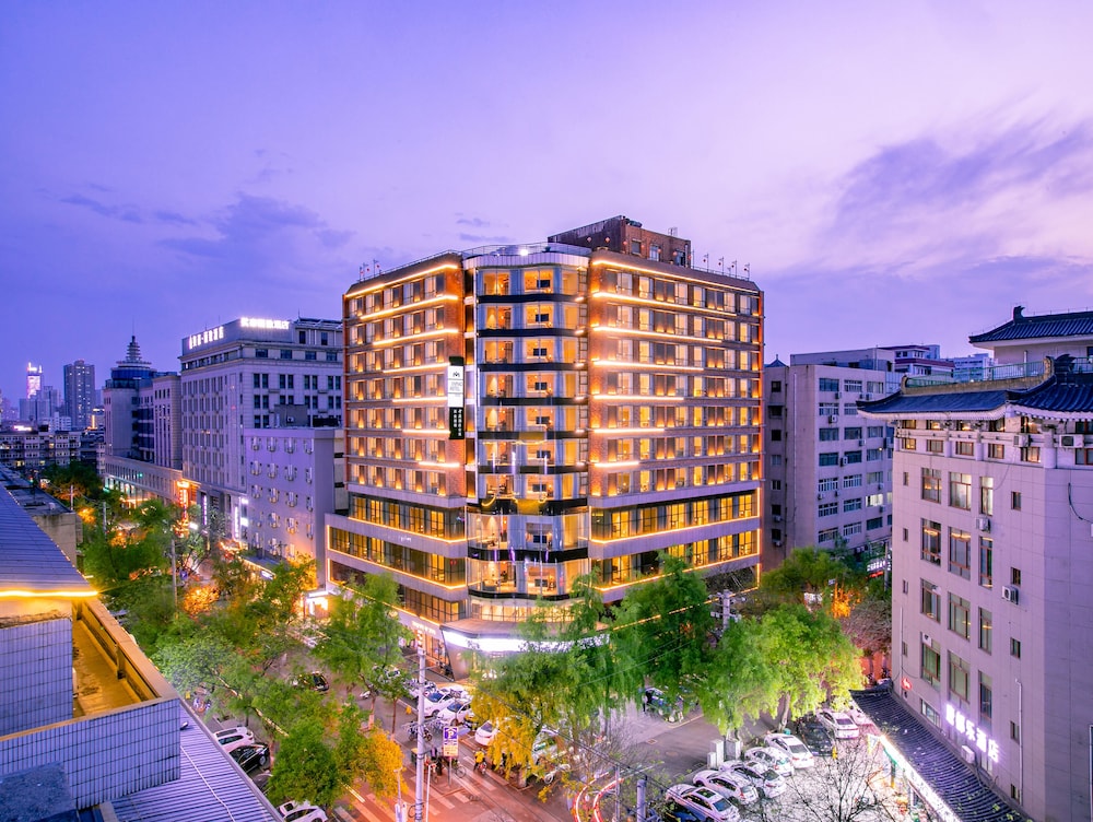Citadines Xi'an Central 3/50