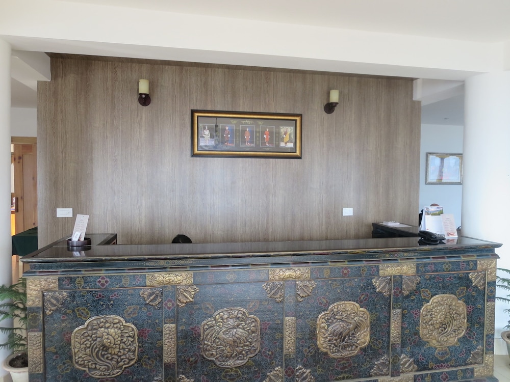 ZHINGKHAM RESORT 6/30