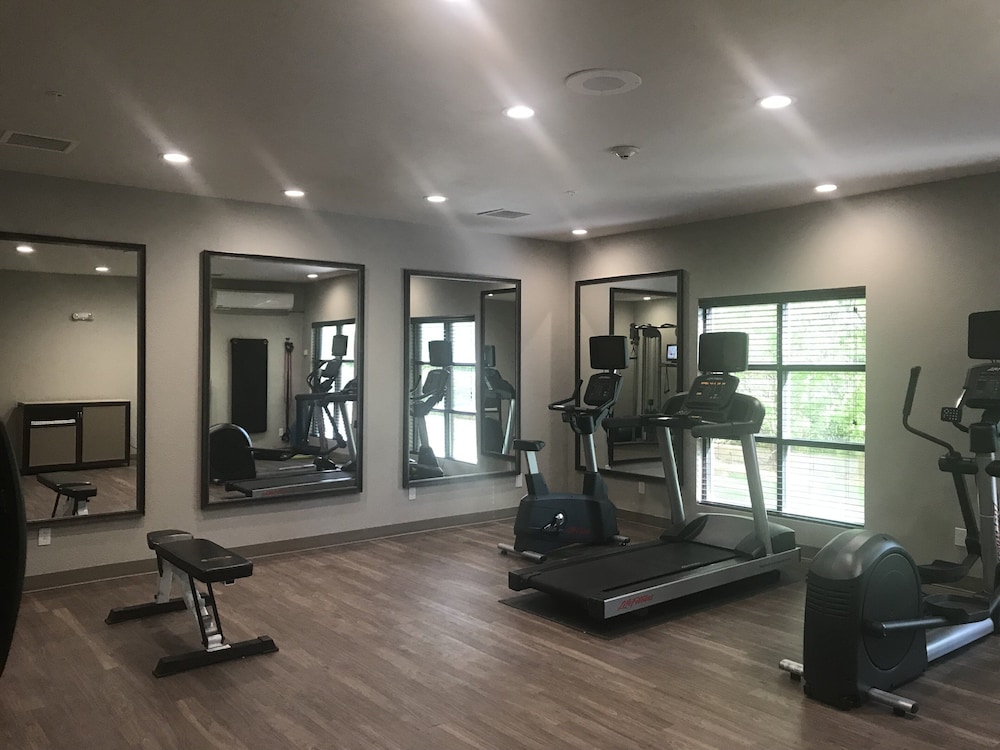 Staybridge Suites Columbia Hwy 63 I 70 24/50