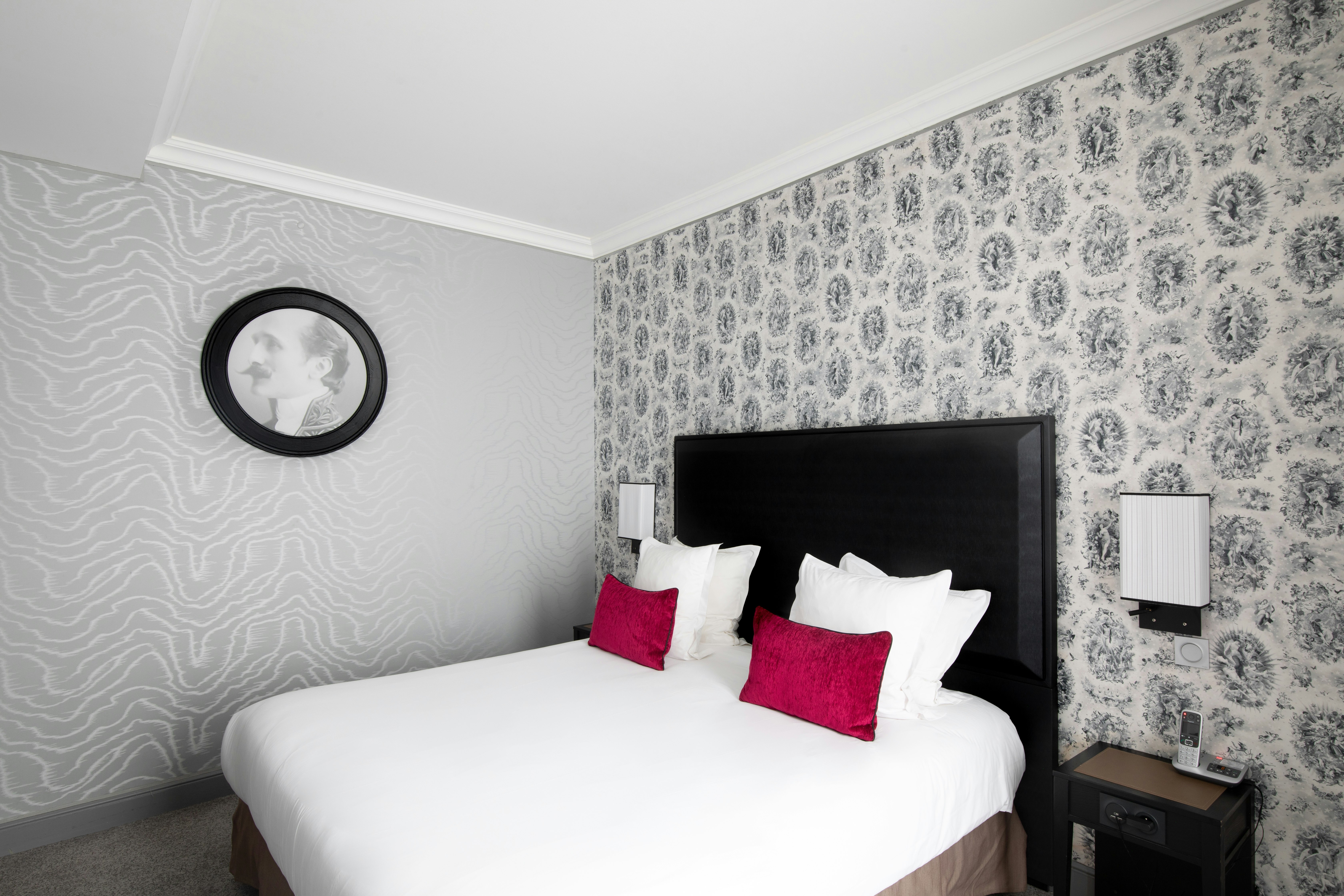 PREMIUM, KING BED