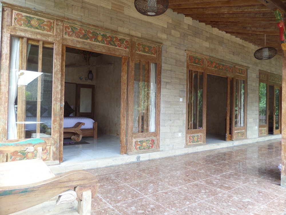 SENETAN VILLAS AND SPA RESORT 1/50
