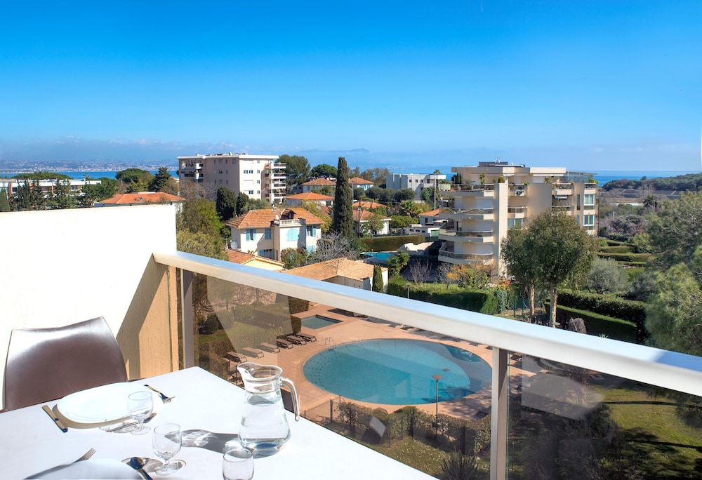 RESIDEAL ANTIBES 56/58