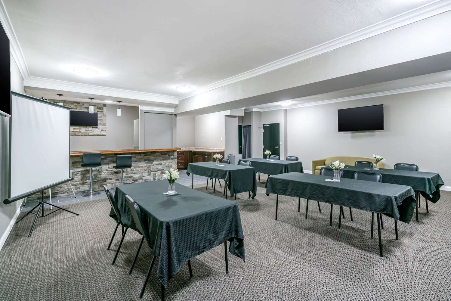 Quality Inn Suites Jefferson City 20/22
