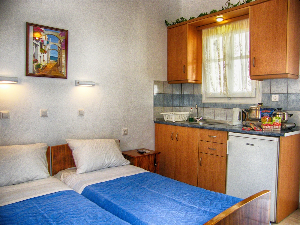 Hotel Helena 13/66