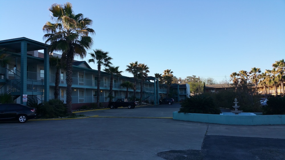 Stay Express Inn Near Ft. Sam Houston photo1