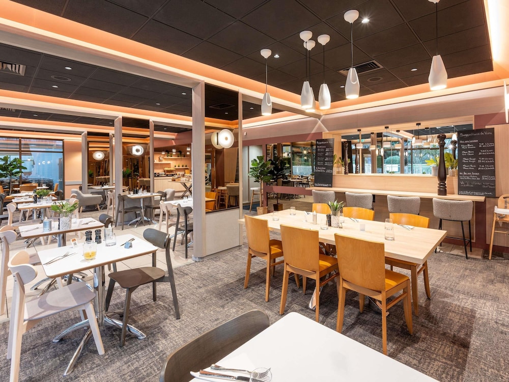 Novotel Macon Nord 53/74