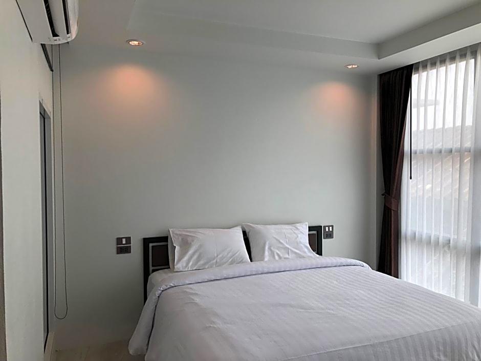 Richmond Nan Hotel 11/50