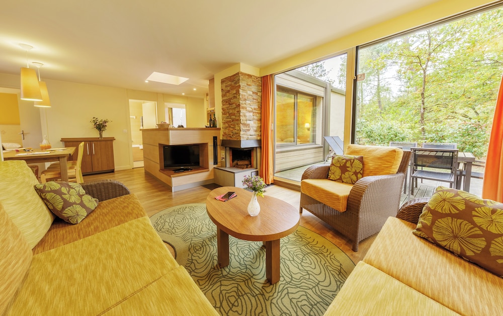 CENTER PARCS - LES HAUTS DE BRUYERES 28/45