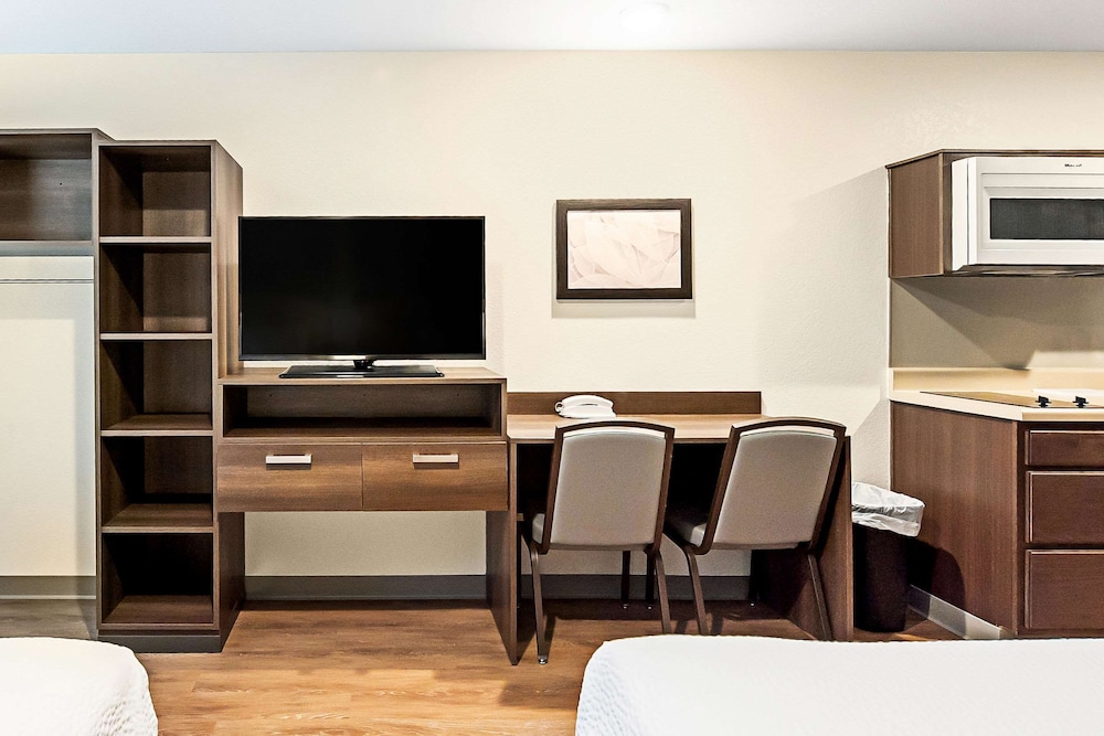 WoodSpring Suites Reno Sparks 25/38
