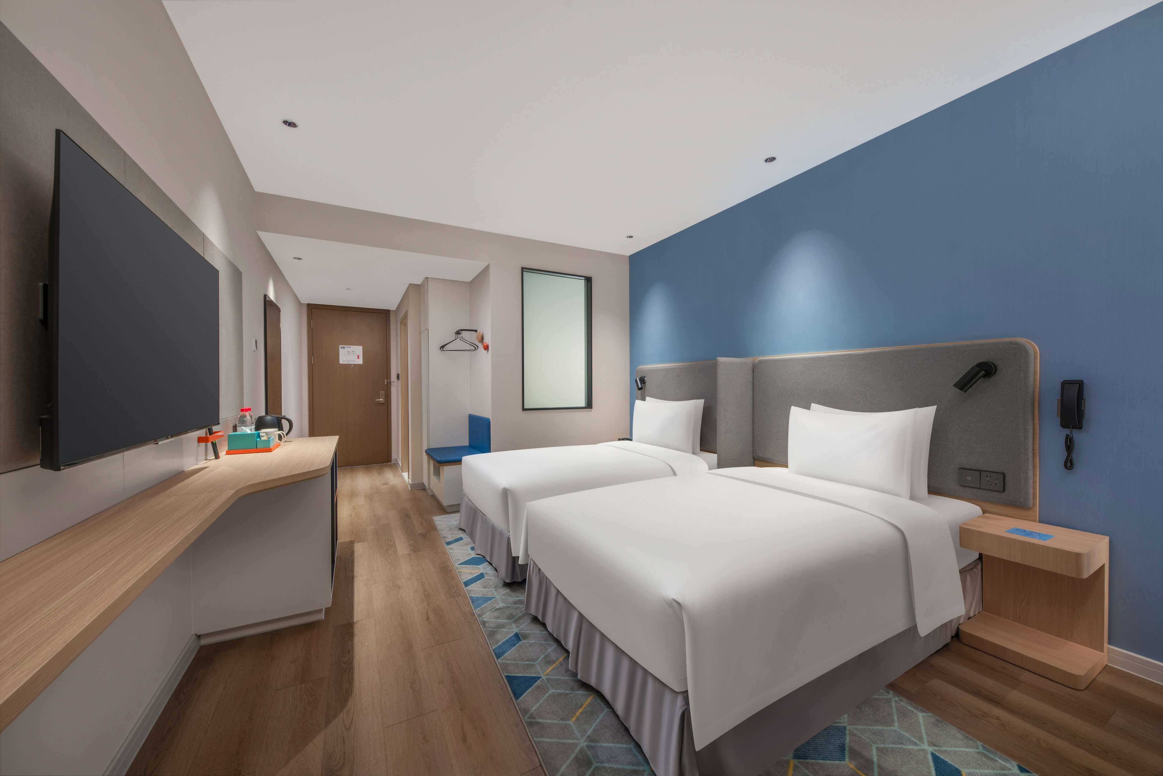 Holiday Inn Express Taizhou Toumen Port 12/43