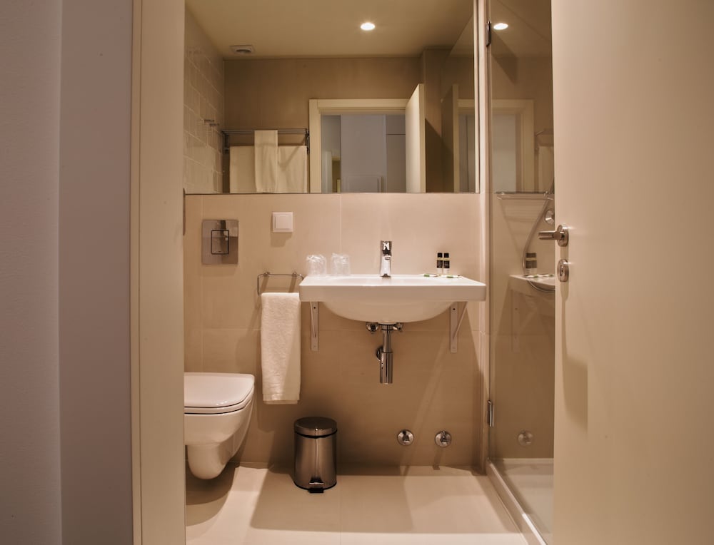 Spot Family Suites 66/68