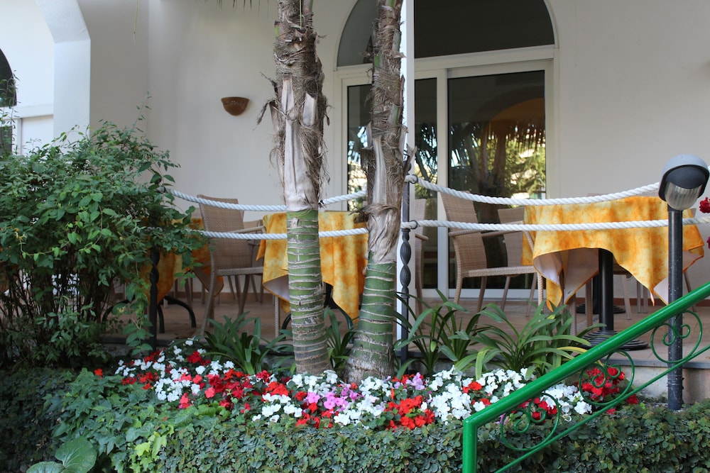 Floridiana Terme Hotel 69/78