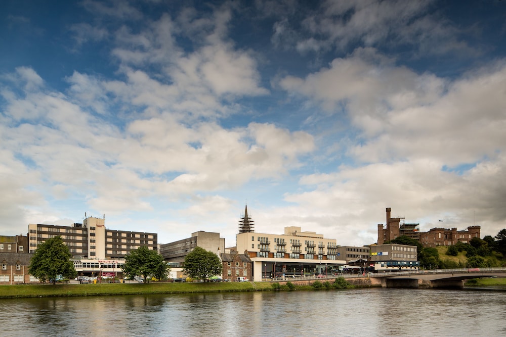 Mercure Inverness Hotel 49/59