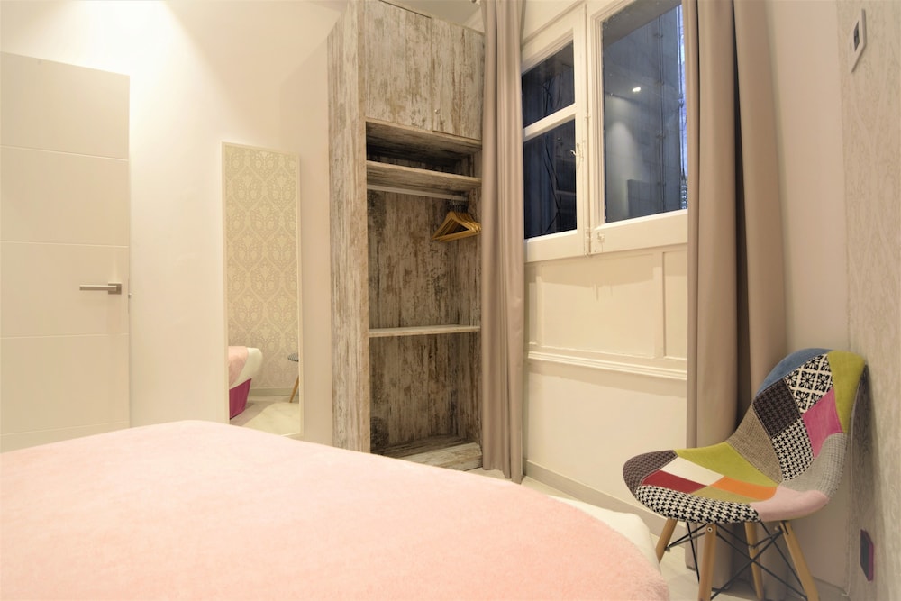 1 BEDROOM, APARTMENT, TERRACE