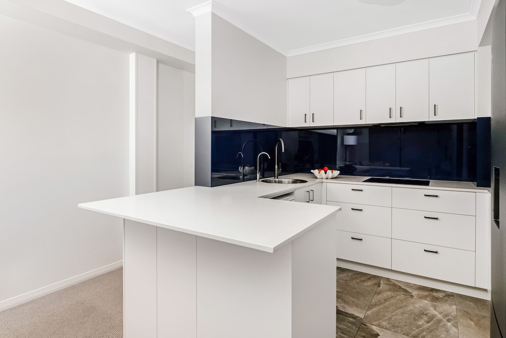Mantra Coolangatta Beach 56/63
