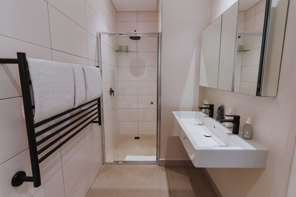 Sky Villa Boutique Hotel 46/50