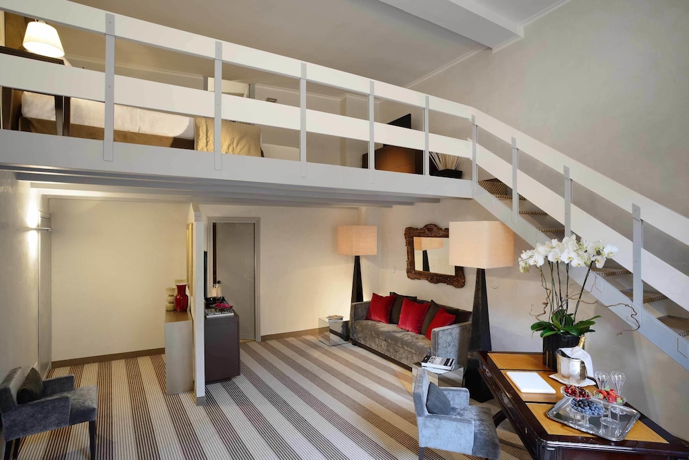 Colonna Palace Hotel 7/47