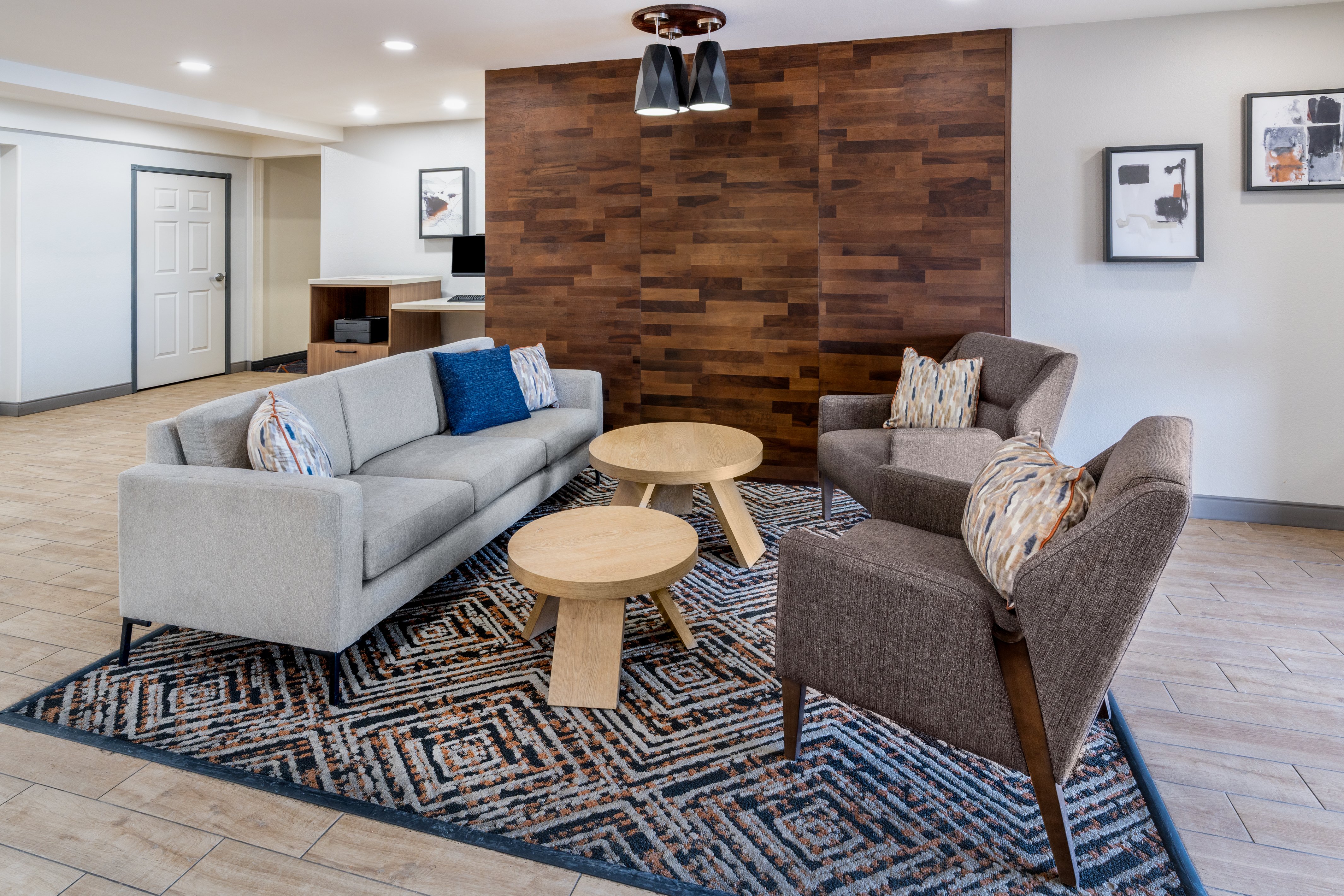 Candlewood Suites Loveland 35/62