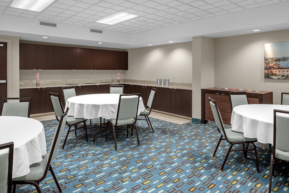 Courtyard by Marriott Wilmington / Wrightsville Beach 55/57