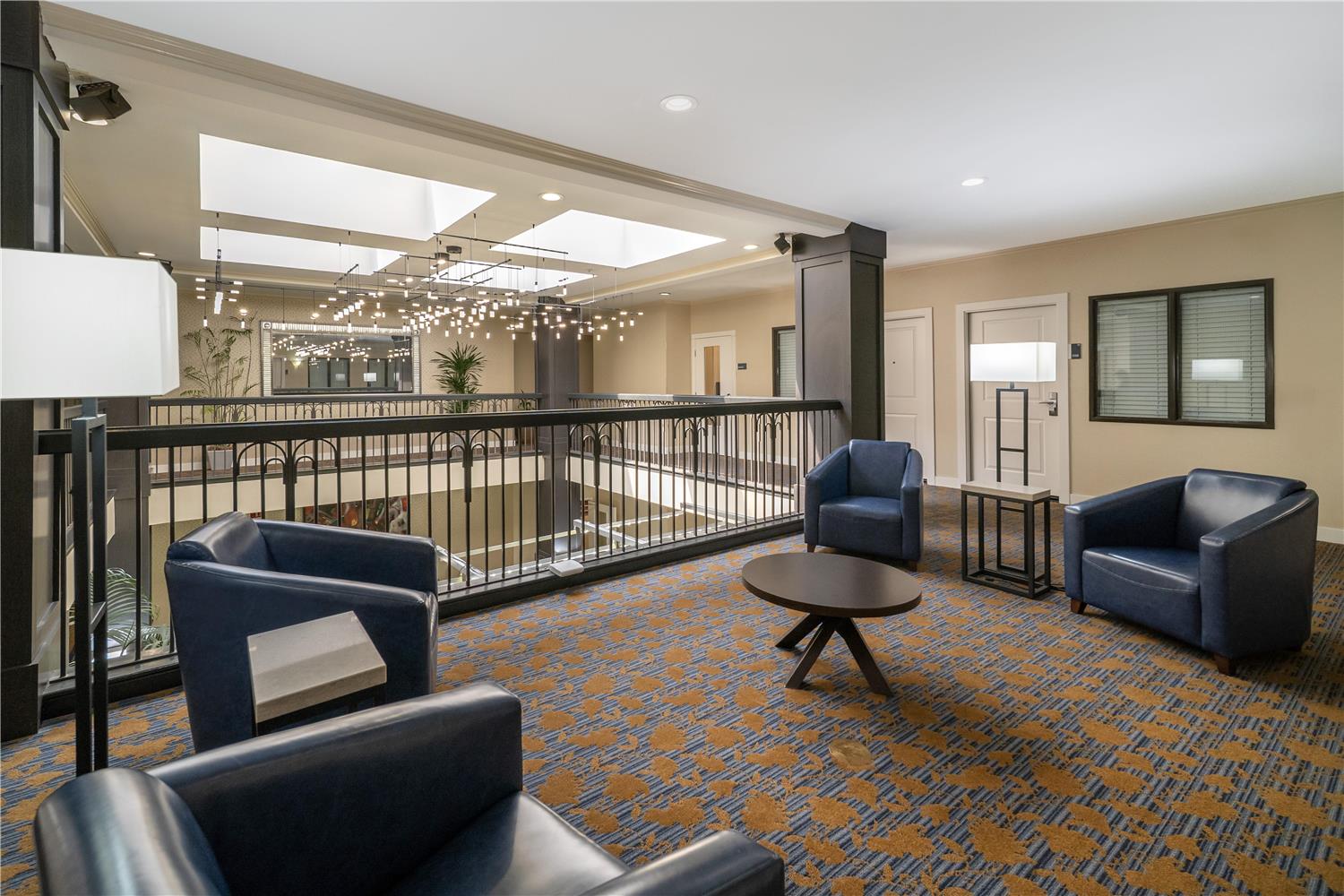 Best Western Plus Palm Court Hotel 26/42
