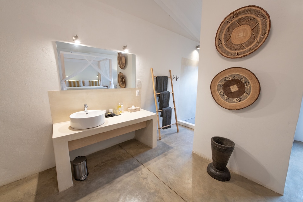 PREMIUM, DELUXE, VILLA